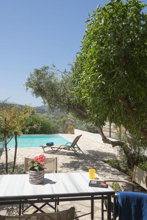 Istron Maisonettes With Private Pool 外观 照片